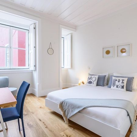 Modern Flat In Downtown Lisbon By Lovelystay Extérieur photo