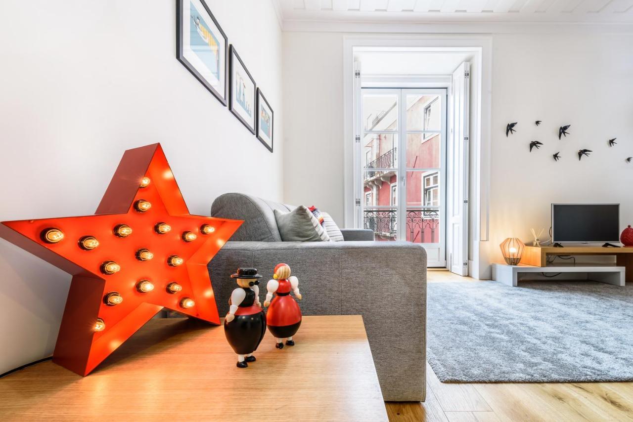 Modern Flat In Downtown Lisbon By Lovelystay Extérieur photo