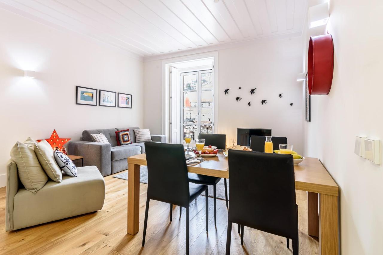Modern Flat In Downtown Lisbon By Lovelystay Extérieur photo